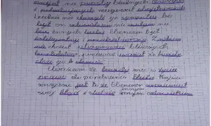 Ręcznie pisany tekst fioletowym długopisem na kratkowanym papierze.