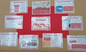 Plakat z różnymi definicjami patriotyzmu, symbolami narodowymi i przykładami postaw patriotycznych.