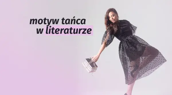 Kobieta w czarnej sukience tańczy, trzymając stos książek.